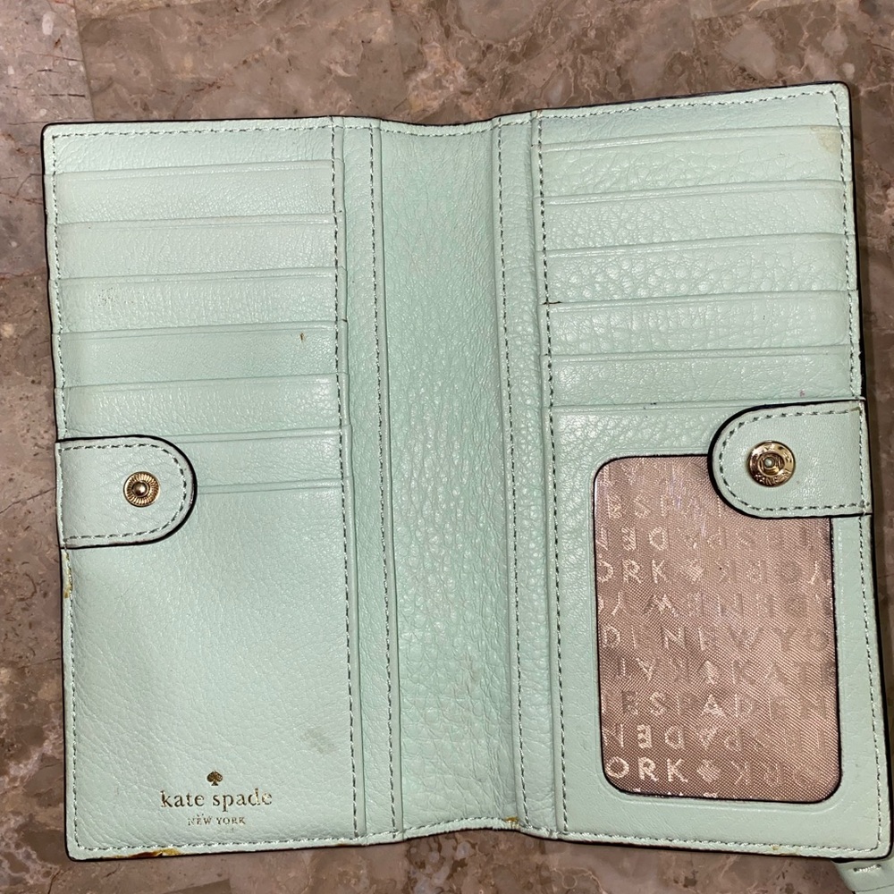 Kate Spade - Picture 2 of 2